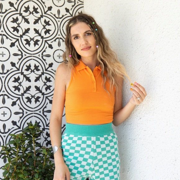 Orange Stretchy Tank Top with Collared Neckline - Picture 2 of 3